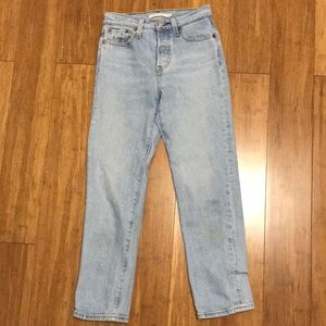 Levi’s wedgie straight leg cropped jeans